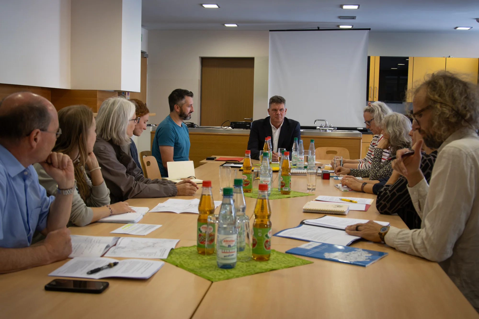 Besprechung zur Städtebauförderung im Seebacher Klubhaus